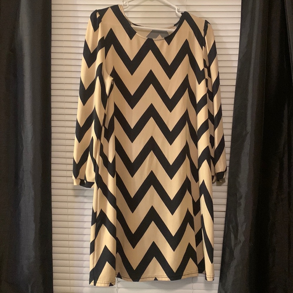 Black and Tan chevron dress probably size small to medium